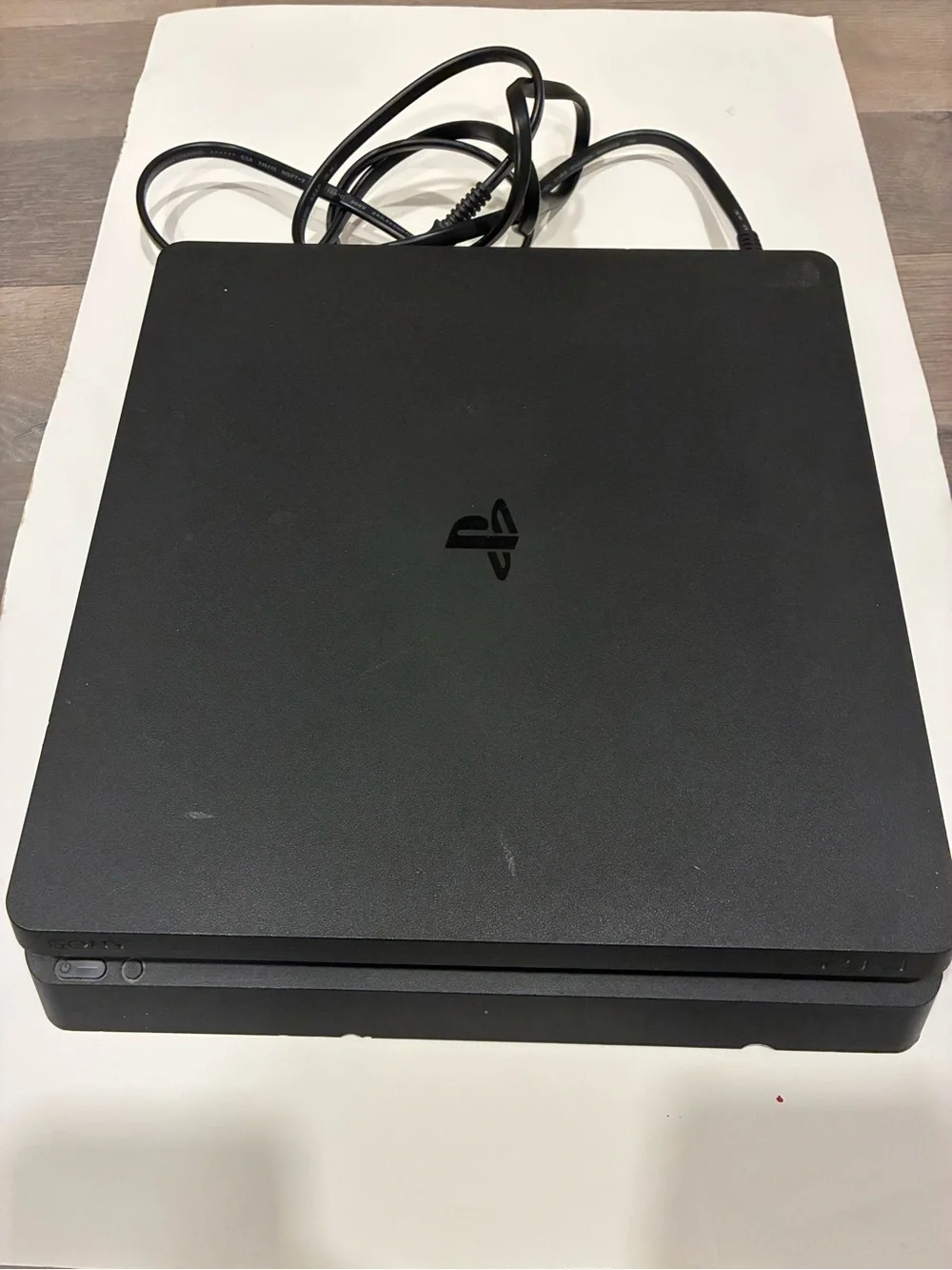Sony Black PS4 Slim 500GB, Gold Wireless Controller, Game Set, PS4 / PS5 games